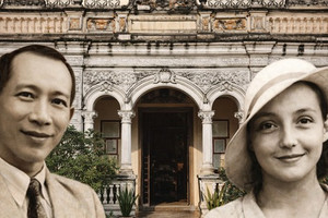 Ngôi nhà cổ trăm tuổi nổi tiếng miền Tây gắn với mối tình vượt biên giới: Dấu ấn Đông Tây bên dòng Sa Giang