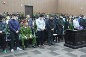 Vụ án ở Cục An toàn thực phẩm: ‘Miễn xử lý hình sự 25 cán bộ không đồng nghĩa với bỏ qua vi phạm’