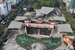 Sân khấu quy mô 1ha bị bỏ hoang giữa trung tâm TP sắp được 'hồi sinh' thành bãi xe metro