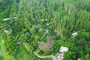 Khu du lịch đầu tiên của Việt Nam đạt chứng nhận quốc tế phát triển bền vững: Rộng 165ha, nằm dựa lưng núi Hòn Bà