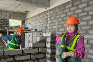 Hàng loạt công trường khát lao động