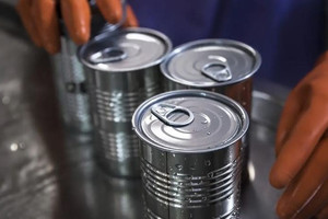 Đế chế đồ ăn đóng hộp trăm năm tuổi sụp đổ chỉ trong 30 ngày bắt đầu từ 1 lon súp