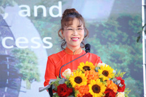 Anh hùng Lao động, Tiến sĩ Nguyễn Thị Phương Thảo kêu gọi các nhà đầu tư toàn cầu cùng đến, cùng tin, cùng kiến tạo tương lai thịnh vượng