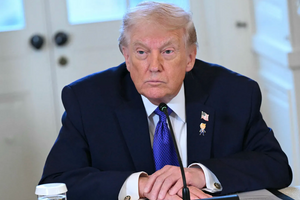 Ông Trump tính đòn cứng với Iran vì đã vượt qua 'lằn ranh đỏ'