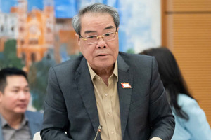 Chính sách tiền lương, chế độ đãi ngộ chưa đáp ứng yêu cầu bảo đảm đời sống