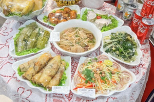 Sáng kiến thế kỷ: Aeon Mall vừa tung mâm cỗ Tết 10 món giá cực ưng, chị em rần rần 'mang ngay Giao thừa đến đây!'