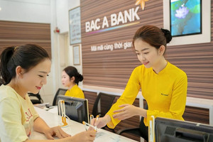 Thêm ngân hàng niêm yết lãi suất tiền gửi vượt 7%/năm