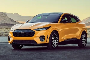 Lộ diện 10 mẫu ô tô 'ế' nhất thị trường Việt tháng 12/2025