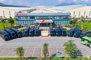 Hãng xe Việt Kim Long Motor bàn giao lô xe bus cao cấp cho doanh nghiệp vận tải uy tín tại Đà Nẵng