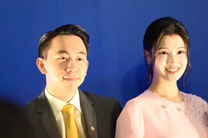 Động thái lạ của chồng Á hậu Phương Nhi