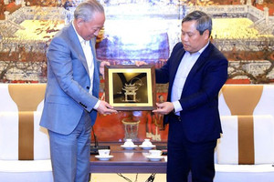 Gặp lãnh đạo Hà Nội, đối tác Trung Quốc của Vingroup cam kết triển khai loạt dự án đường sắt, cây cầu trọng điểm