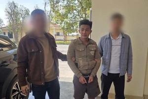 Truy xét, bắt khẩn cấp Trần Chí Bảo sinh năm 2001