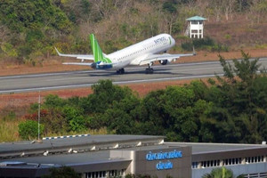 Việt Nam có một đường bay cực hiểm trở, vé đắt như vàng vẫn ‘cháy chỗ’