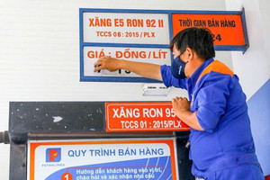 Giá xăng dầu đã giảm đến 17% sau 54 lần điều chỉnh trong năm 2025