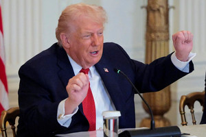 Ông Trump dọa áp thuế các quốc gia 'không ủng hộ' thâu tóm Greenland