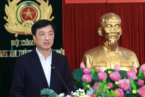 Bí thư Thành uỷ Hà Nội: Công khai biện pháp xử lý phạt nguội để người dân chấp hành