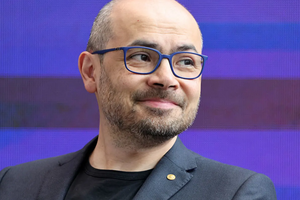 CEO Google DeepMind: Trung Quốc sắp đuổi kịp Mỹ trong cuộc đua AI, chỉ còn chậm vài tháng