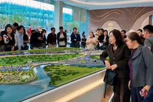 Giá bất động sản 2025 tăng mạnh, Hà Nội ghi nhận mức tăng tới 50%, nhà đầu tư tìm cơ hội ở thị trường phía Nam