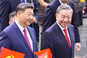 Lãnh đạo Việt Nam và Trung Quốc trao đổi điện mừng