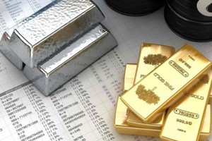 Chuyên gia đưa ra dự báo bất ngờ về giá vàng và bạc trong thời gian tới