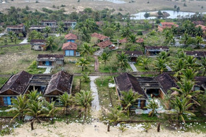 Cảnh nhếch nhác, lãng phí tại dự án resort ven biển, tọa lạc gần sân bay thứ 2 của TP rộng nhất Việt Nam