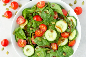 Loại rau giá chưa tới 80.000 đồng/kg bán đầy chợ Việt chứa hàm lượng sắt 'đáng nể', gần ngang thịt bò, CDC Mỹ xếp top tốt nhất thế giới