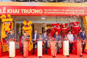 Hoa Sen ra mắt tân binh bán lẻ vật liệu xây dựng, nội thất: Chủ tịch Lê Phước Vũ và tỷ phú Trần Bá Dương cùng xuất hiện