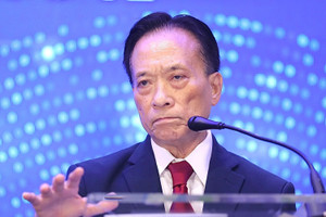 Giá vàng có thể lên 170 triệu đồng/lượng: TS. Nguyễn Trí Hiếu khuyên nhà đầu tư giữ vàng, đừng sang đất