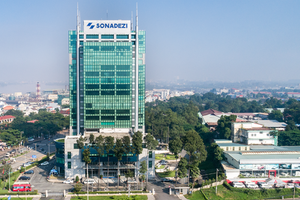 Nguy cơ rời sàn của một 'ông lớn' BĐS KCN vốn Nhà nước: Tác động ra sao tới hệ sinh thái hàng chục cổ phiếu liên quan?