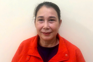 Bắt bà chủ nhà hàng V.M.