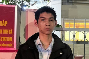 Bắt khẩn cấp thanh niên SN 2007 khi vừa nhập cảnh về Việt Nam