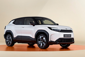 Không dồn dập, Toyota mở bán mẫu SUV điện giá chỉ 450 triệu: Ngoại thất khác biệt, được trang bị 7 túi khí cùng phanh điện tử và hỗ trợ lái cấp 2