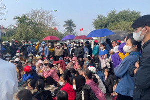 TP. HCM yêu cầu khẩn trương ‘giải cứu’ hơn 2.700 công nhân sau động thái đóng cửa bất ngờ của công ty Hàn Quốc