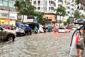 Làm việc với Bộ Xây dựng, Nhật Bản cam kết đồng hành giải quyết ngập úng đô thị tại Việt Nam