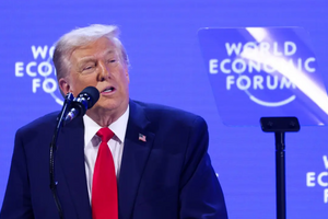 Ông Trump dọa ‘trả đũa mạnh’ nếu châu Âu bán tháo tài sản Mỹ