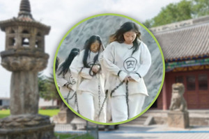 Độc lạ: Hàng nghìn du khách ùn ùn chi tiền để được mặc áo tù nhân, lưu đày tới vùng đất -20 độ