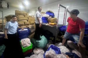 Kiểm tra đột xuất kho thực phẩm, phát hiện 744kg thịt cá đông lạnh không nguồn gốc