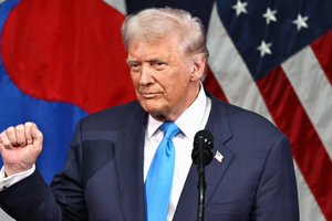 Ông Trump tuyên bố áp thuế 25% lên hàng hóa Hàn Quốc, thị trường 'nín thở' trước nguy cơ căng thẳng thương mại mới