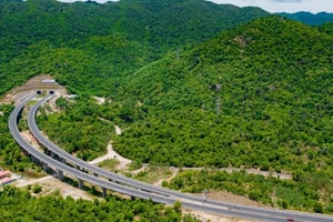 Đèo Cả gia tăng quyền sở hữu tại HHV, sẵn sàng bước vào đường sắt tốc độ cao và metro