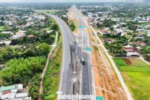 Cận cảnh điểm đấu nối cao tốc Quảng Ngãi - Hoài Nhơn với cao tốc Đà Nẵng - Quảng Ngãi