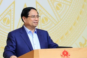 Thủ tướng: Nghiên cứu phát động phong trào thi đua về phát triển kinh tế tư nhân