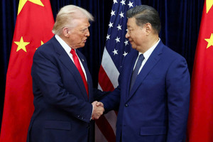 Kỷ lục thặng dư thương mại 1.200 tỷ USD: Trung Quốc ‘bành trướng’ khi Mỹ ngày càng khó đoán