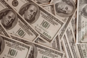 Đồng USD bước vào chu kỳ suy yếu: 'Con dao hai lưỡi' đối với kinh tế Mỹ