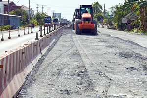 Quốc lộ dài nhất Việt Nam qua Cần Thơ sắp thoát cảnh cứ triều cường dâng là ngập