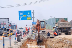 Hối hả thi công nút giao Quốc lộ 2 - Nội Bài - Lào Cai