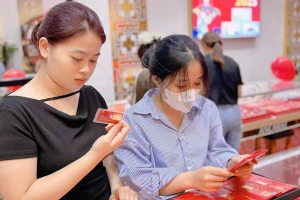 Vàng 'bốc hơi' gần 20 triệu đồng/lượng sau 48 giờ: Chuyên gia nói gì về xu hướng tiếp theo?
