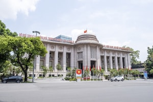 Tỷ giá trung tâm giảm mạnh, NHNN bơm ròng hơn 46.300 tỷ đồng qua thị trường mở
