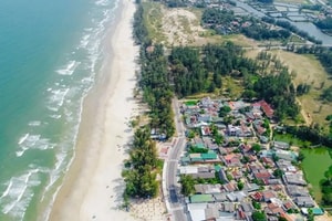 Sắp mở phố đi bộ dài 800m tại bãi biển đẹp nhất Quảng Ngãi