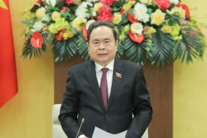 Chủ tịch Quốc hội: Tránh tuyệt đối phát sinh thủ tục không cần thiết
