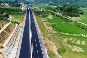 Đề xuất mở rộng cao tốc nghìn tỷ sở hữu cầu có nhịp dây văng dài nhất Việt Nam ở Tây Bắc